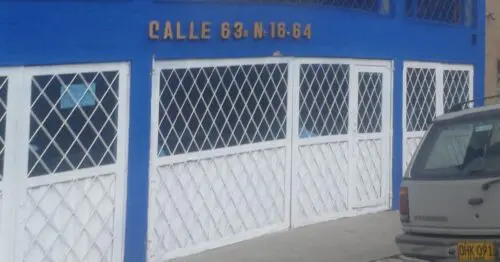PARQUEADERO MOTOS CALLE 63B 16 CON 64 PARQUEADERO MOTOS CALLE 63B 16 CON 64
